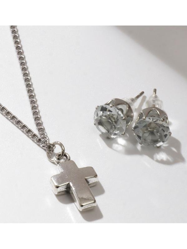 Гарнитур 2 предмета: серьги, кулон 