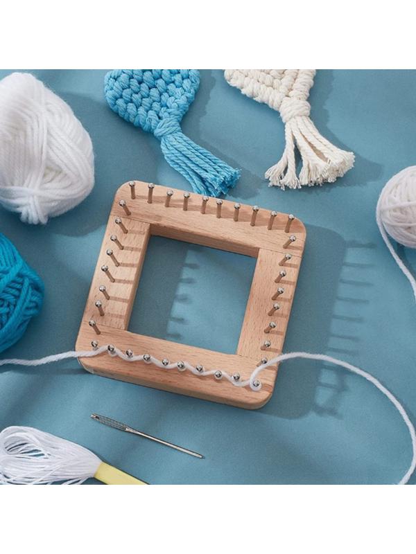 Устройство для плетения, деревянное, с металлическими штырями, 10 × 10 × 3,5 см