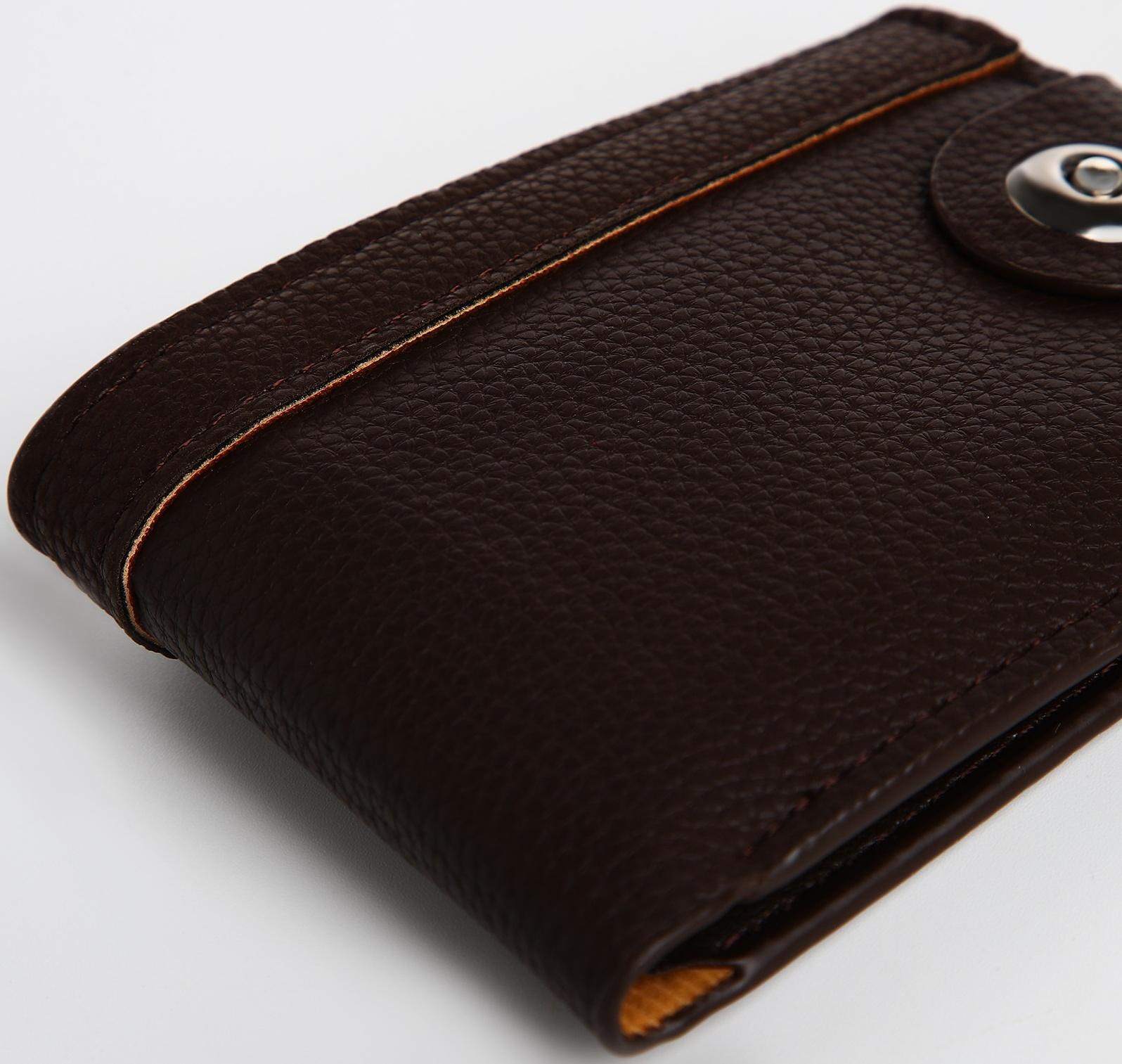 Портмоне мужское на магните, отдел для купюр, для карт, цвет коричневый
