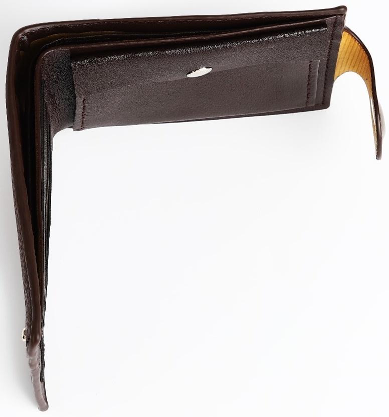 Портмоне мужское на магните, отдел для купюр, для карт, цвет коричневый