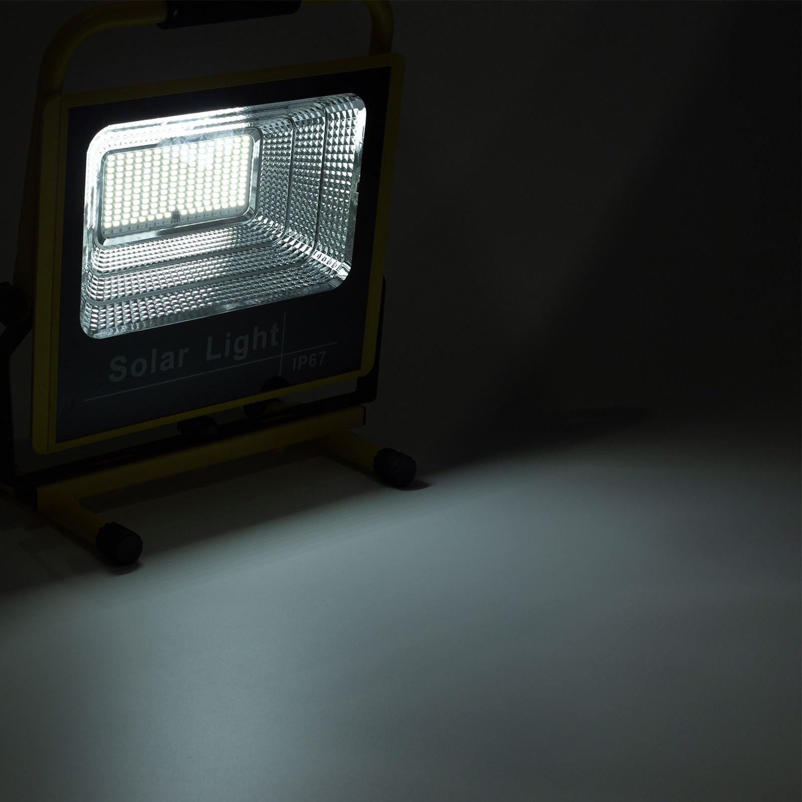 Фонарь-прожектор аккумуляторный, переносной 200 Вт, 20000 мАч, IP67, 12 ч работы, 28 х 34 см   97601