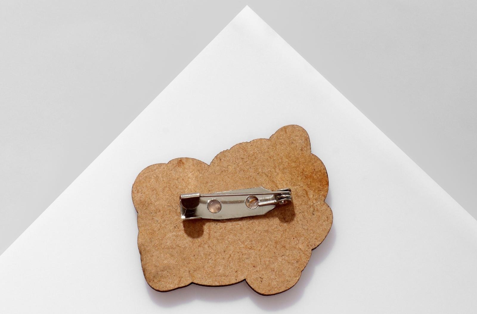 Брошь деревянная детская 