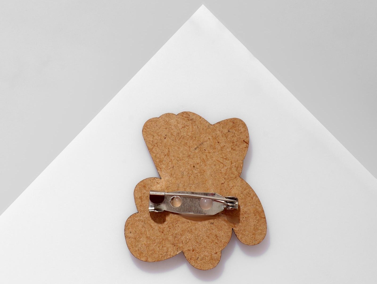 Брошь деревянная 