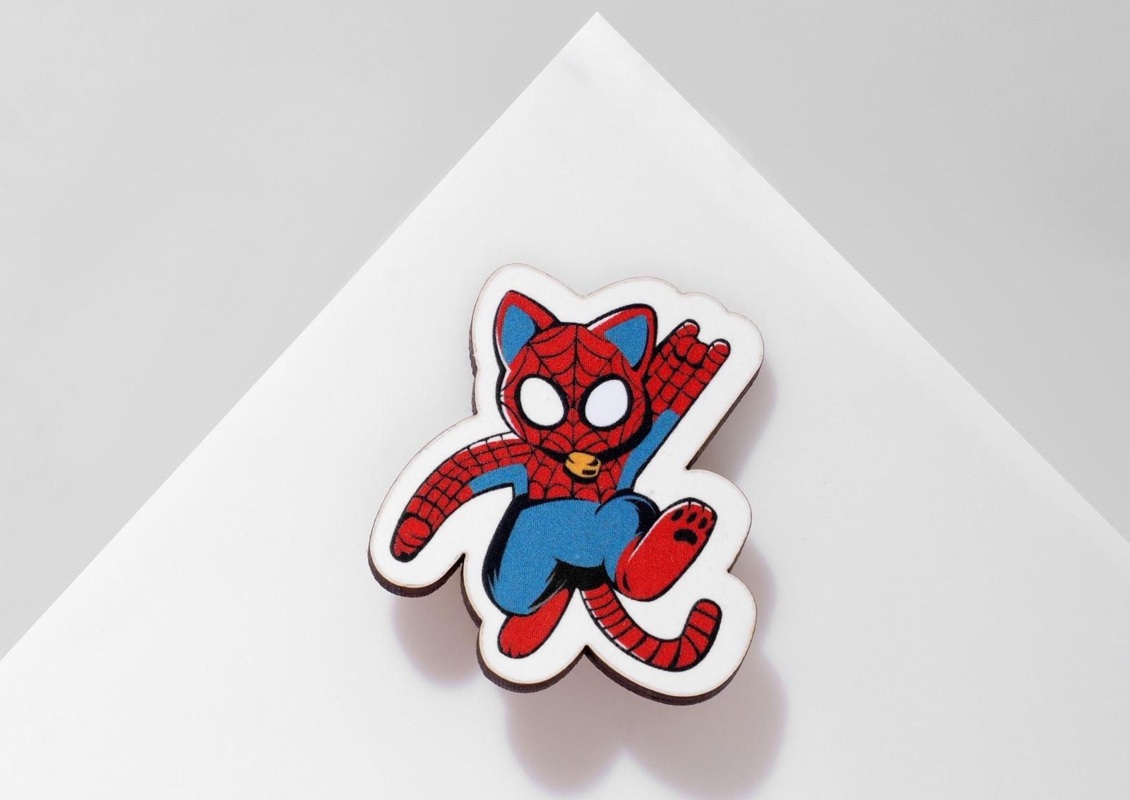 Брошь деревянная 