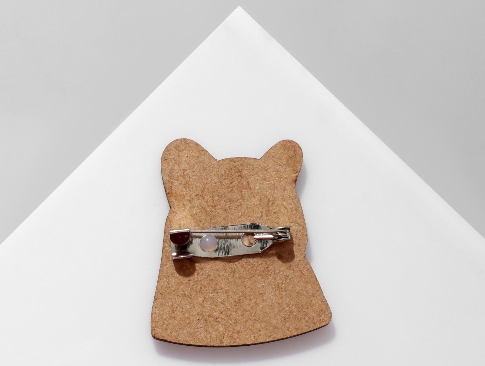 Брошь деревянная 