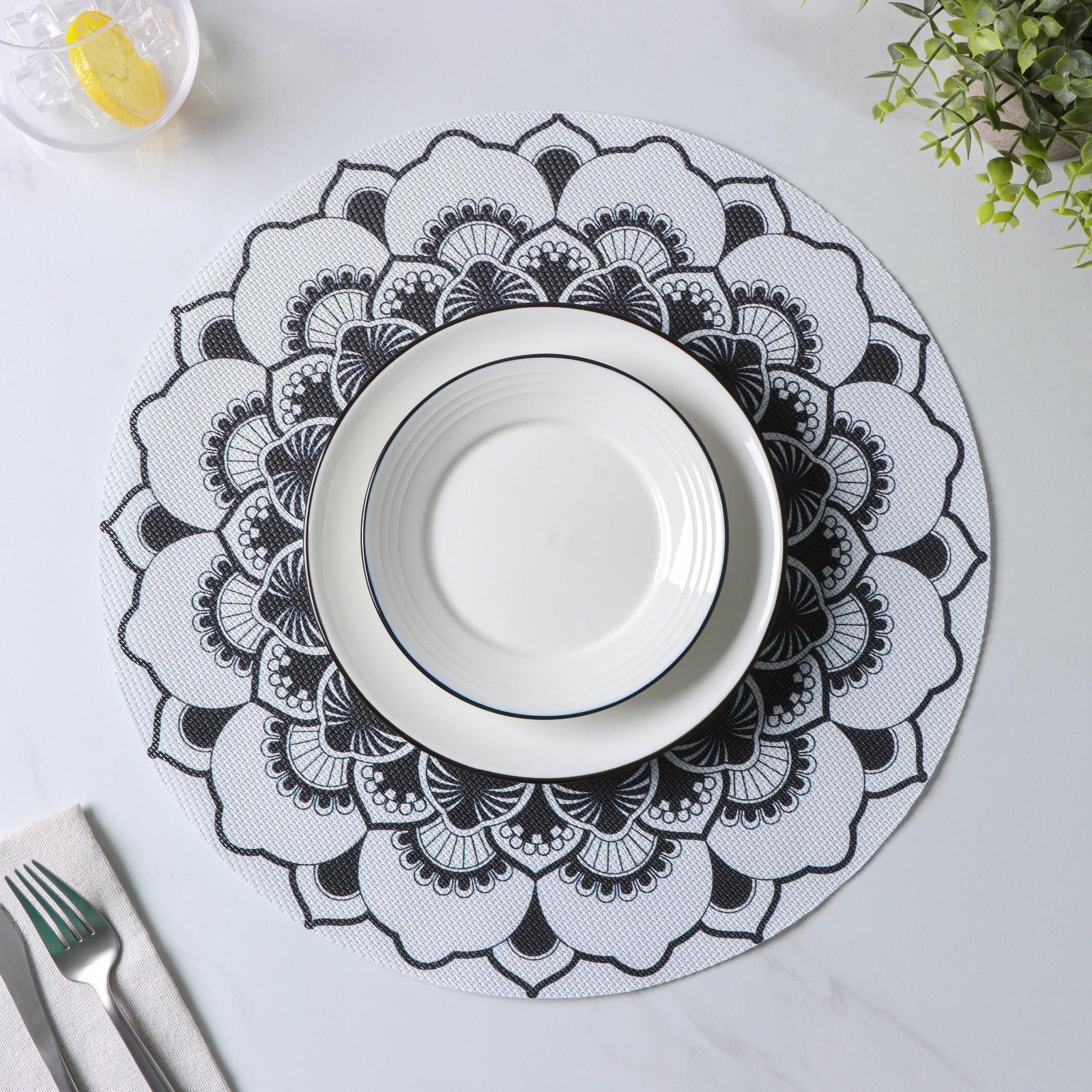 Набор салфеток сервировочных Доляна «Мандалы», 4 шт, d=38 см, цвет белый