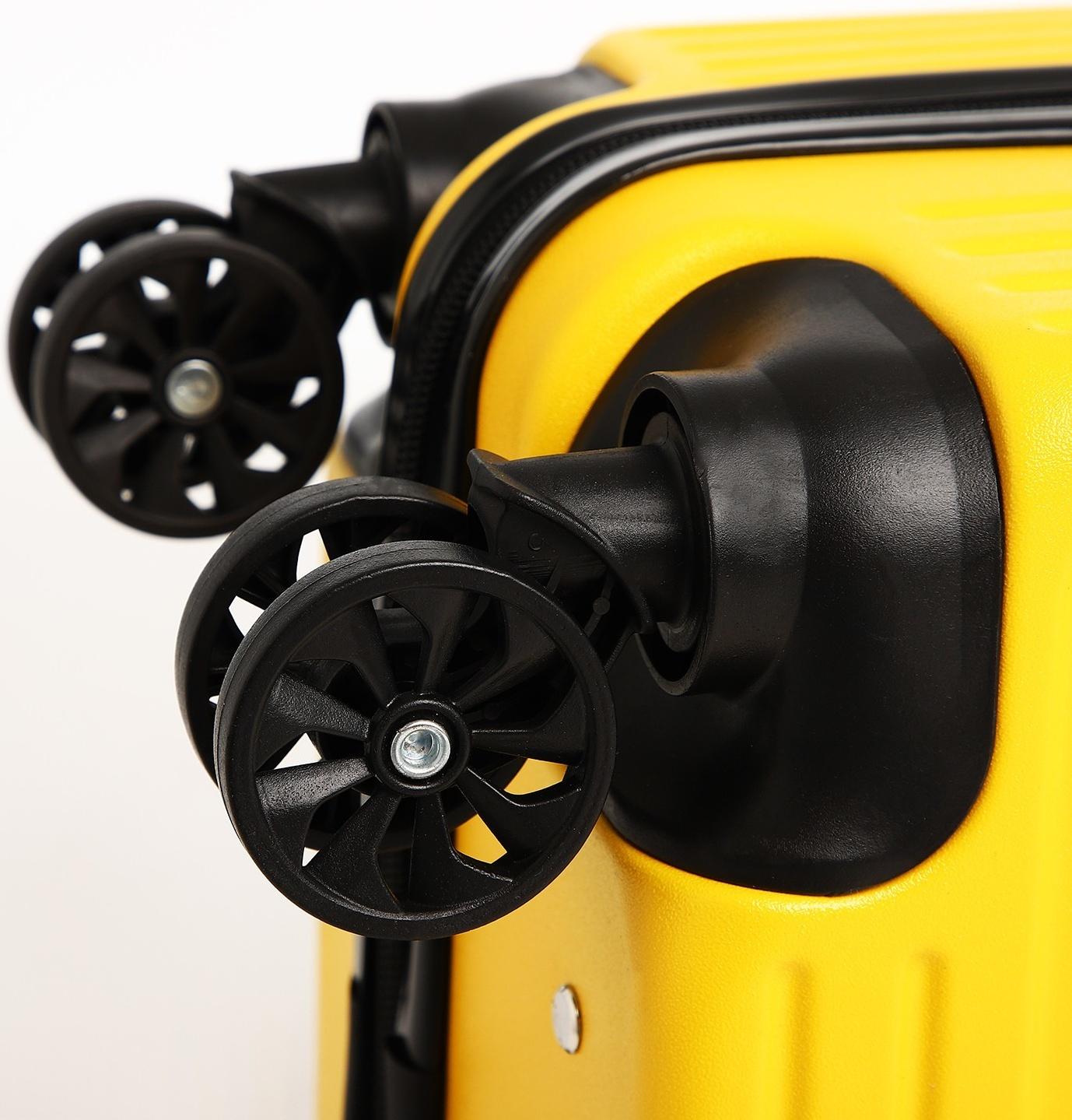 Чемодан малый 18