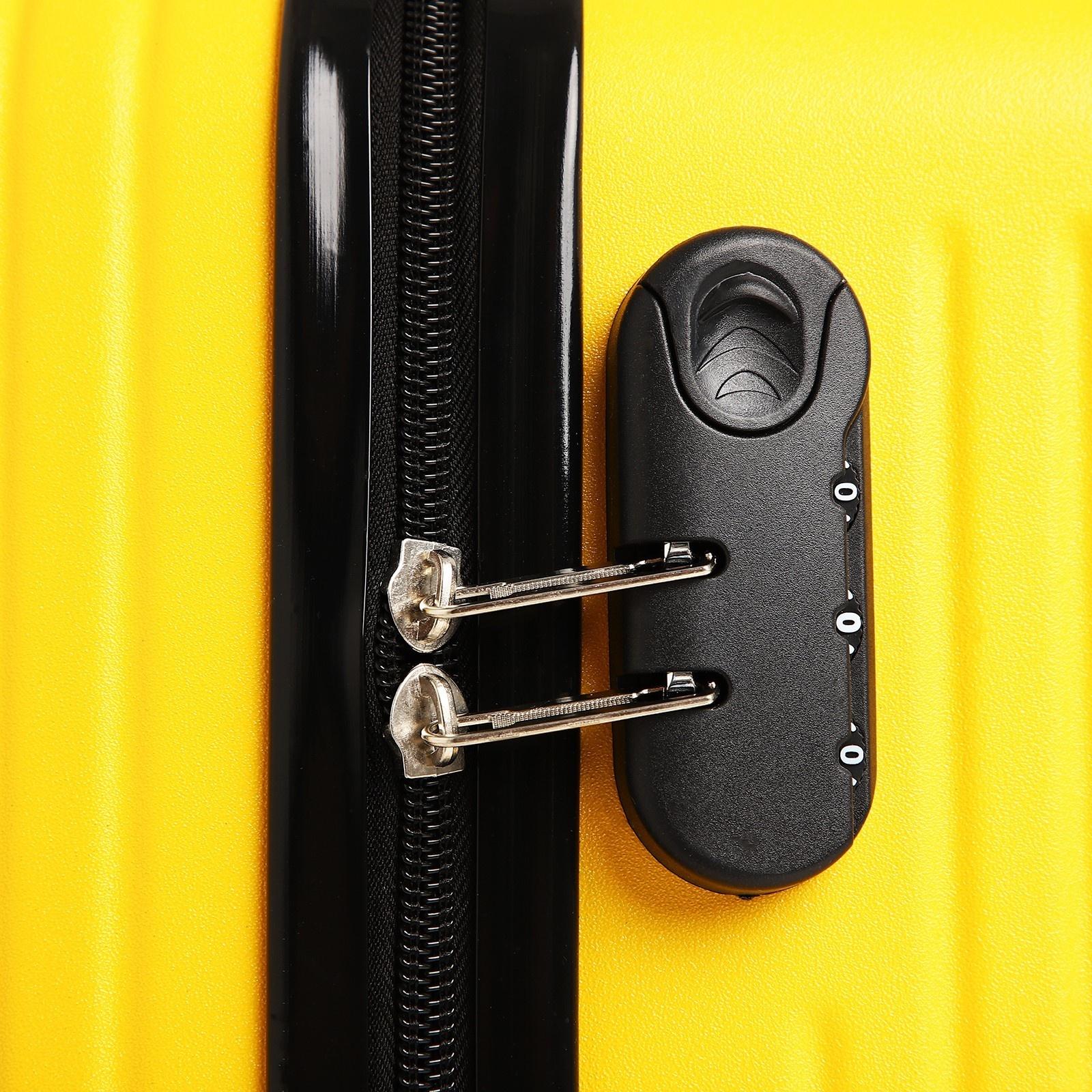 Чемодан малый 18