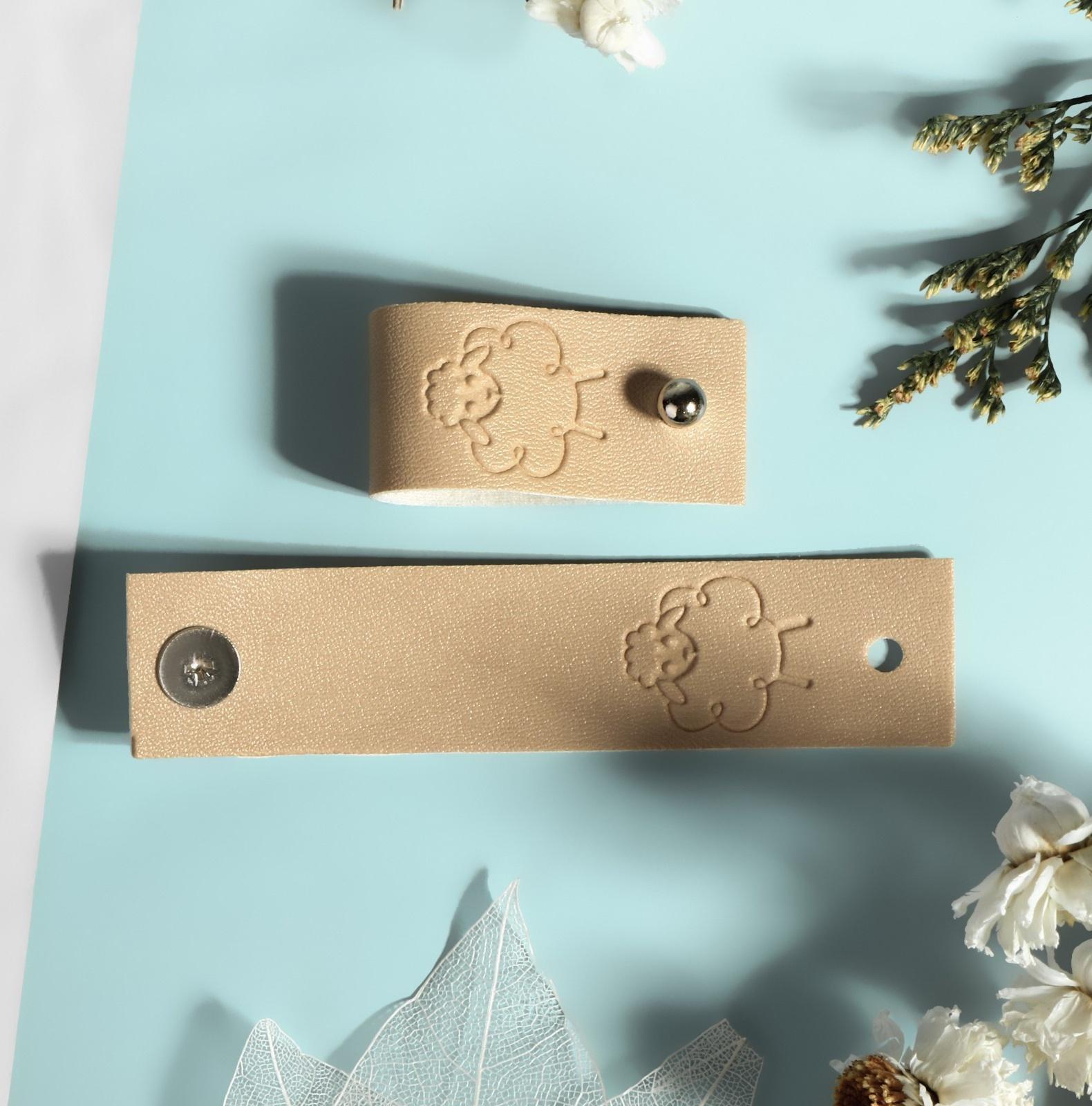 Набор бирок с кнопкой «Hand made», 5 видов, 8 × 1,8 см, 10 шт, цвет разноцветный