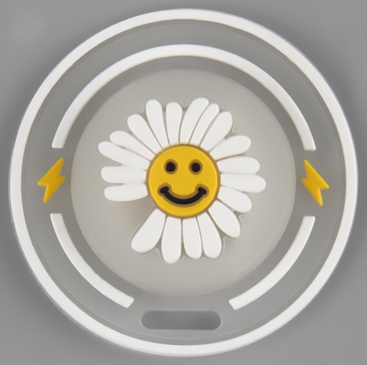 Нашивка силиконовая «Ромашка», светящаяся, 5 × 5 см, цвет белый