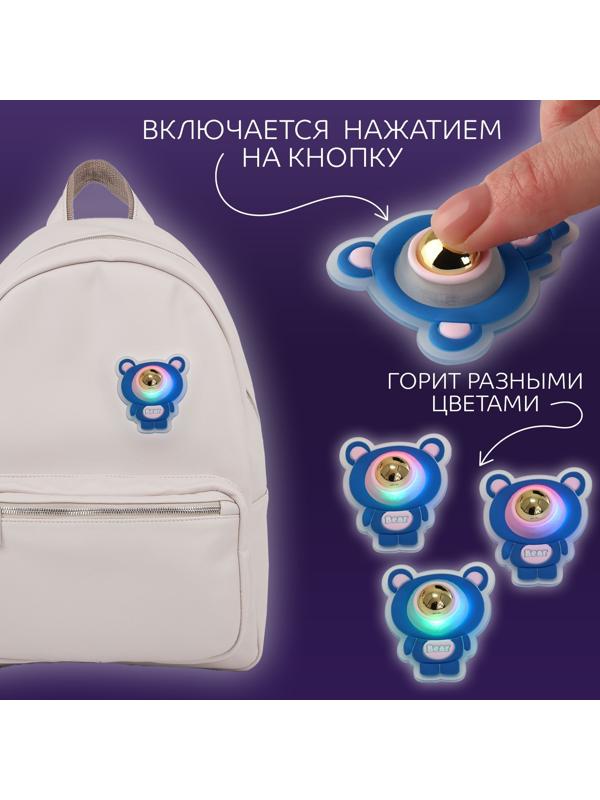 Нашивка силиконовая «Мишка», светящаяся, 5 × 4 см, цвет синий