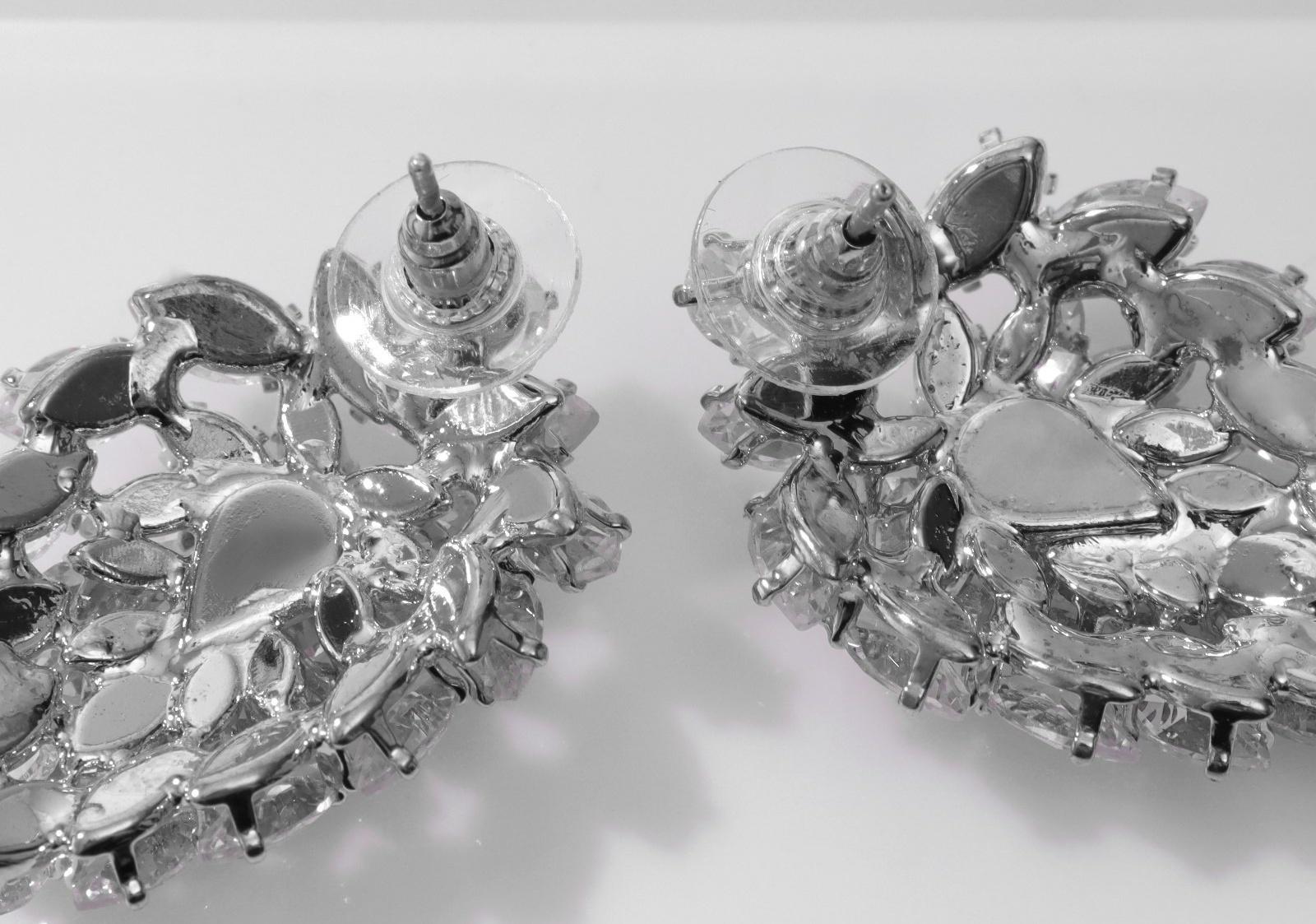 Серьги со стразами 