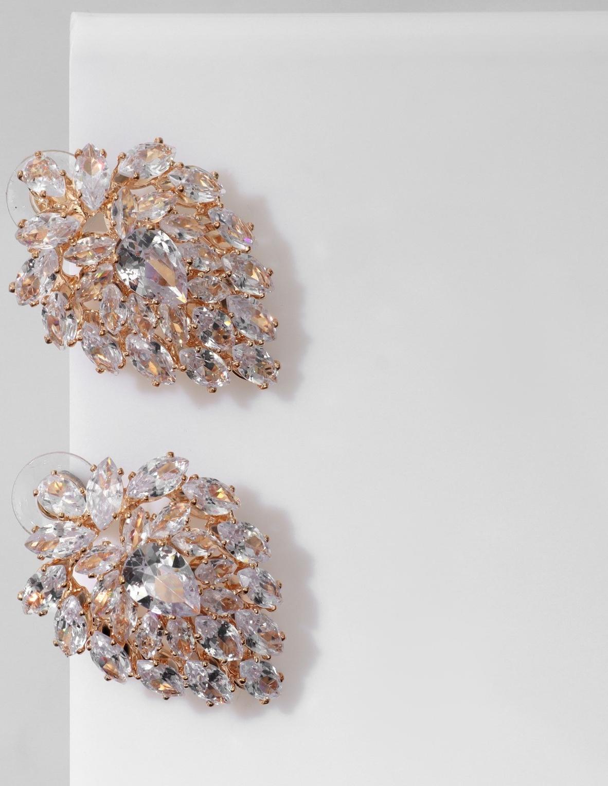 Серьги со стразами 