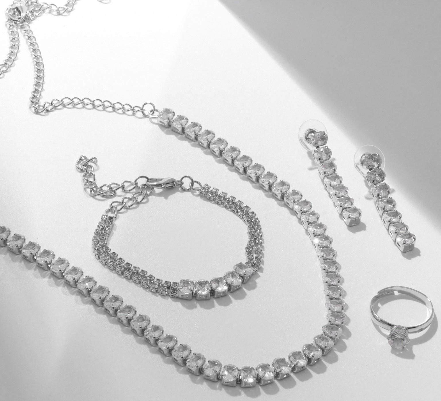 Набор 4 предмета: серьги, колье, браслет, кольцо 