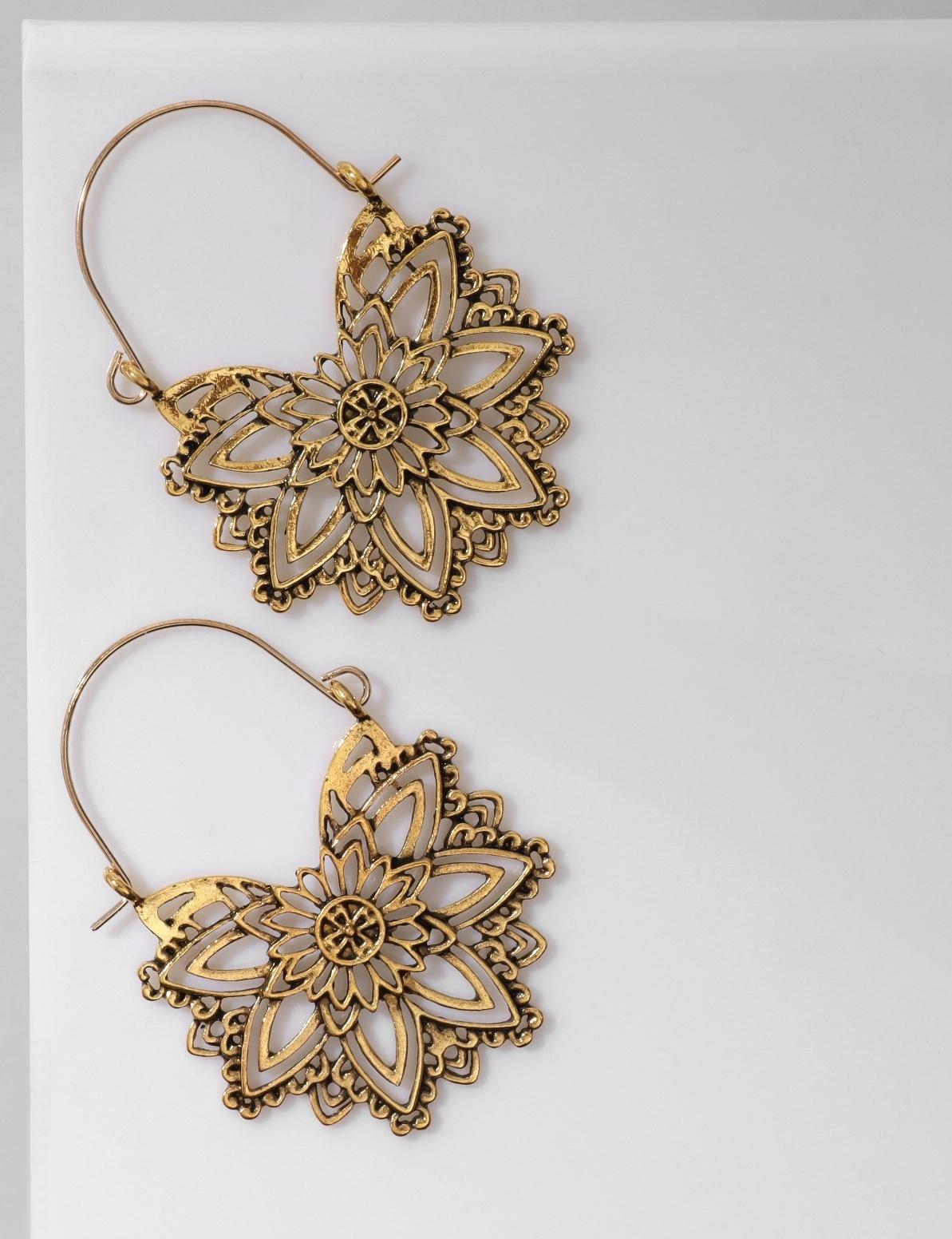 Серьги металл 