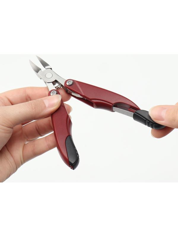 Кусачки педикюрные, 3 в 1, с пилочкой, изогнутое лезвие, складные, 8,7 см, длина лезвия - 18 мм, цвет бордовый
