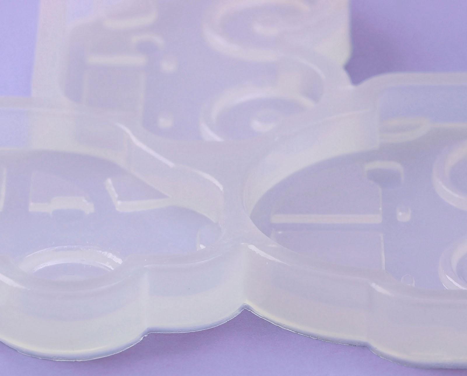 Силиконовый молд для леденцов и шоколада «Машинки», 4×5,6 см, 4,8×4см, 3,5×5,4 см