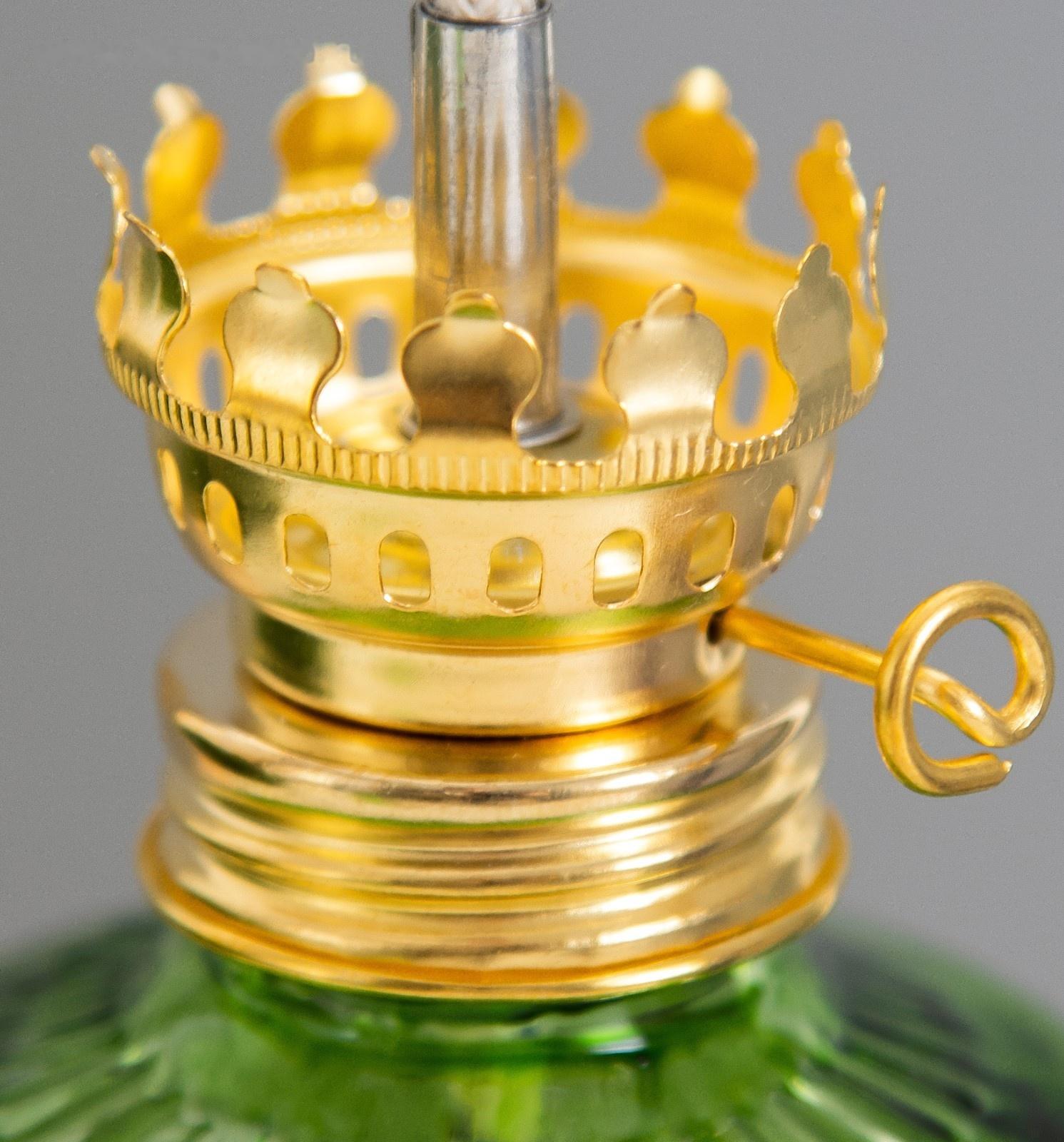 Керосиновая лампа зеленый 6х6х20 см