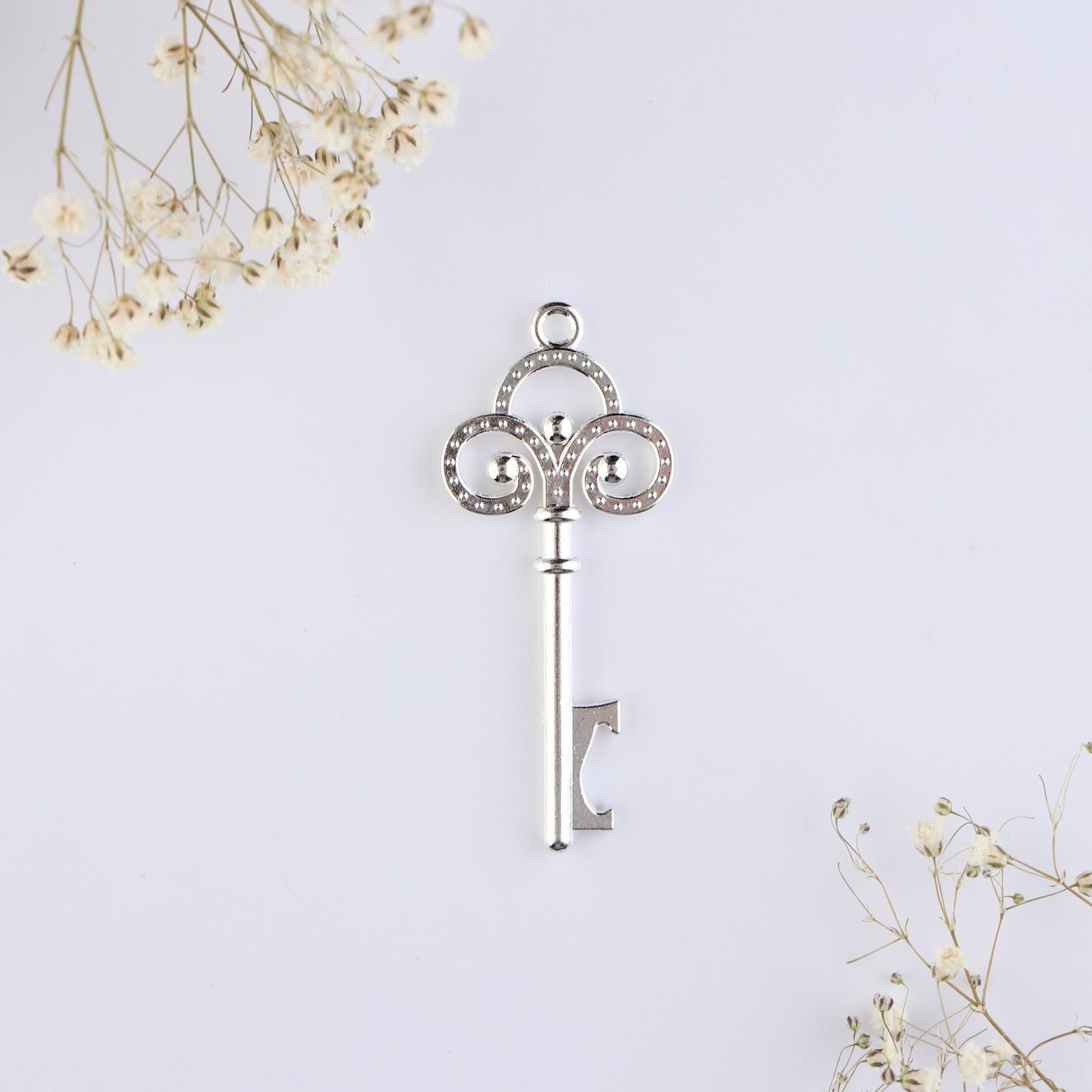 Сувенир ключ-открывалка 