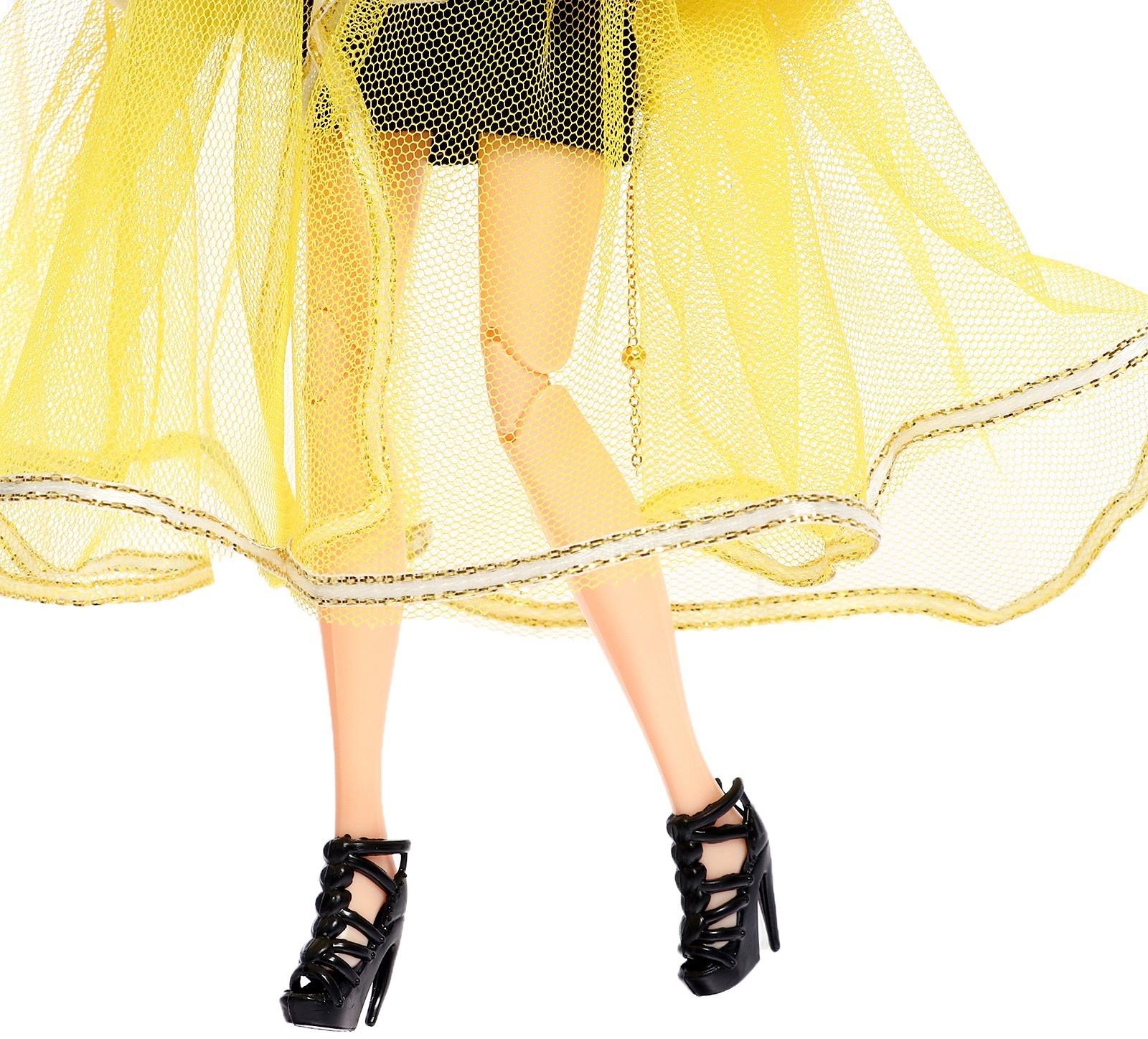 Кукла шарнирная «Пушистая мода», с питомцем