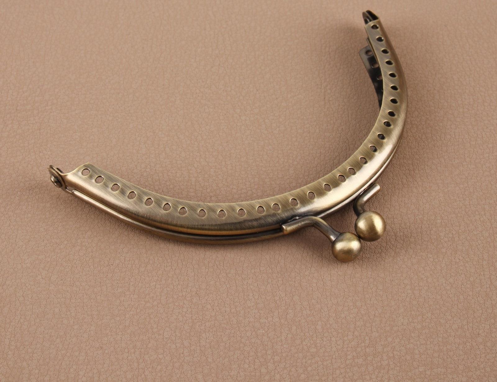 Фермуар пришивной «Полукруг», 10 × 6,5 см, цвет бронзовый