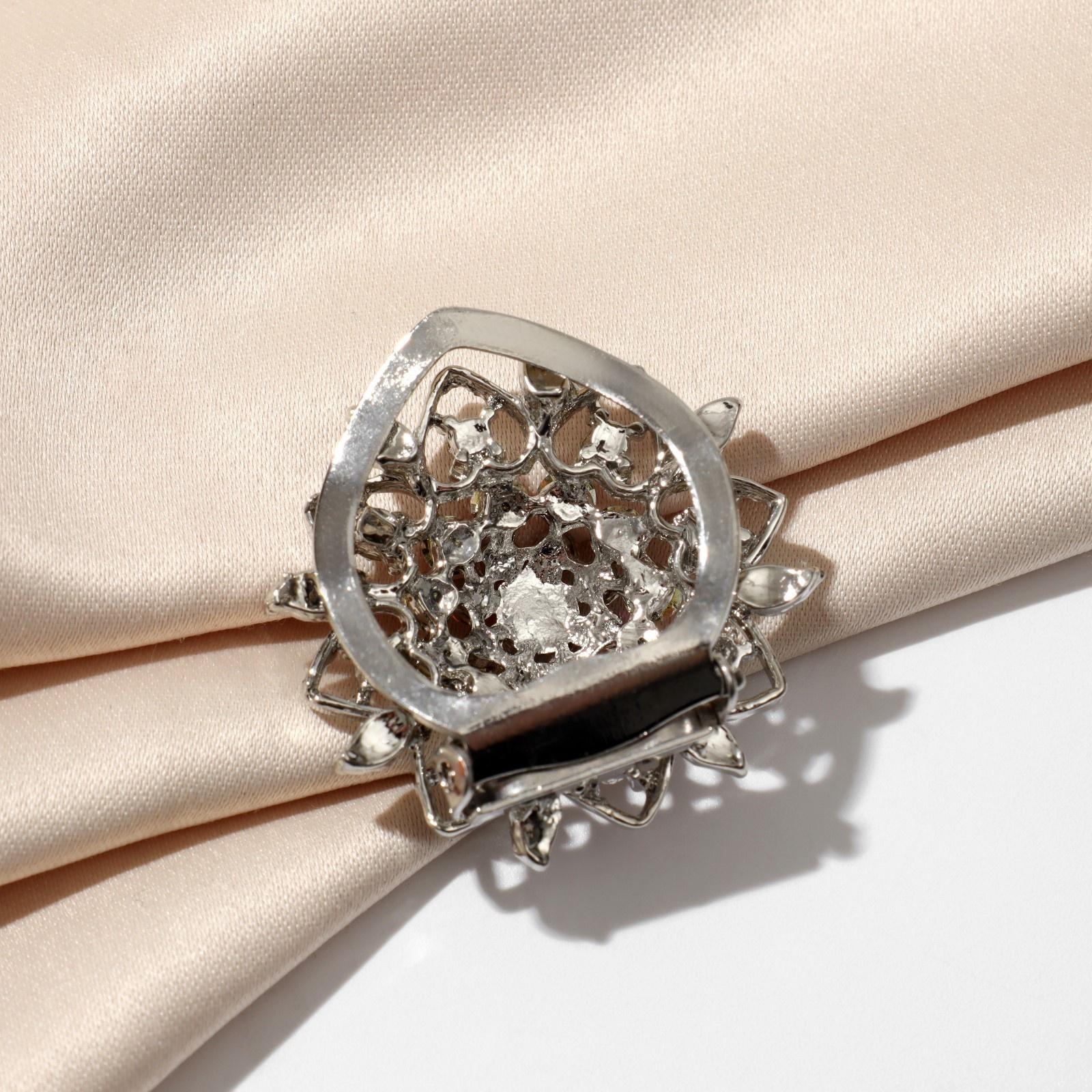 Зажим для платка 