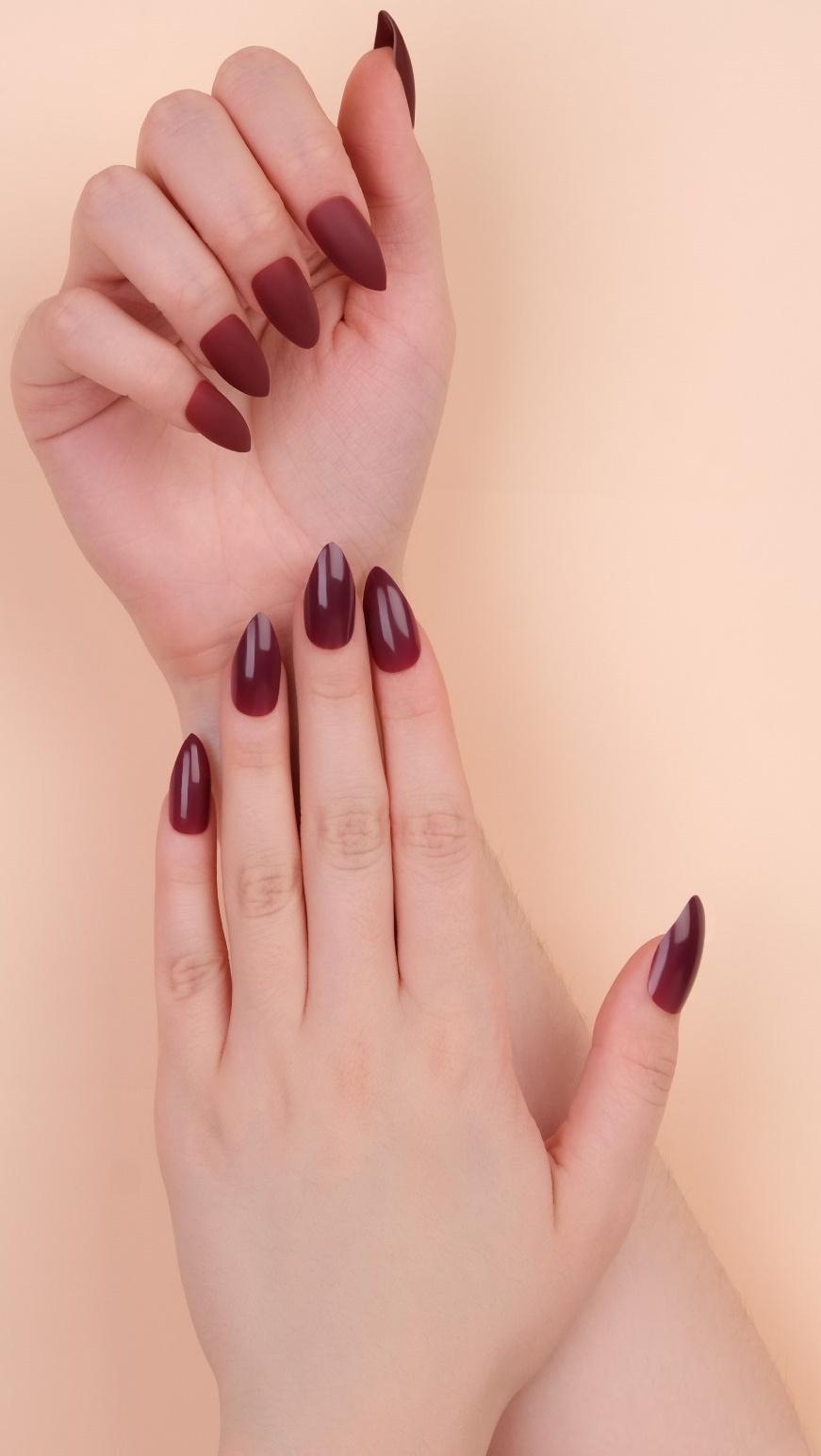 Накладные ногти, 24 шт, с клеевыми пластинами, форма миндаль, матовый/глянцевый, цвет вишнёвый