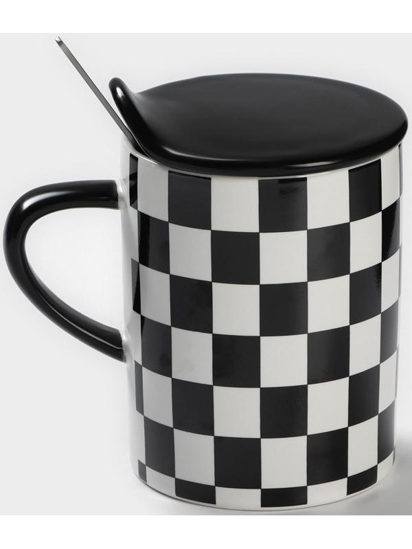 Кружка керамическая с ложкой «Абстракт», 400 мл, цвет чёрный и белый