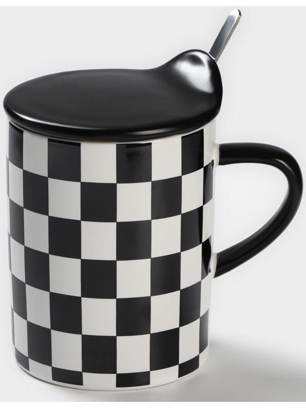 Кружка керамическая с ложкой «Абстракт», 400 мл, цвет чёрный и белый