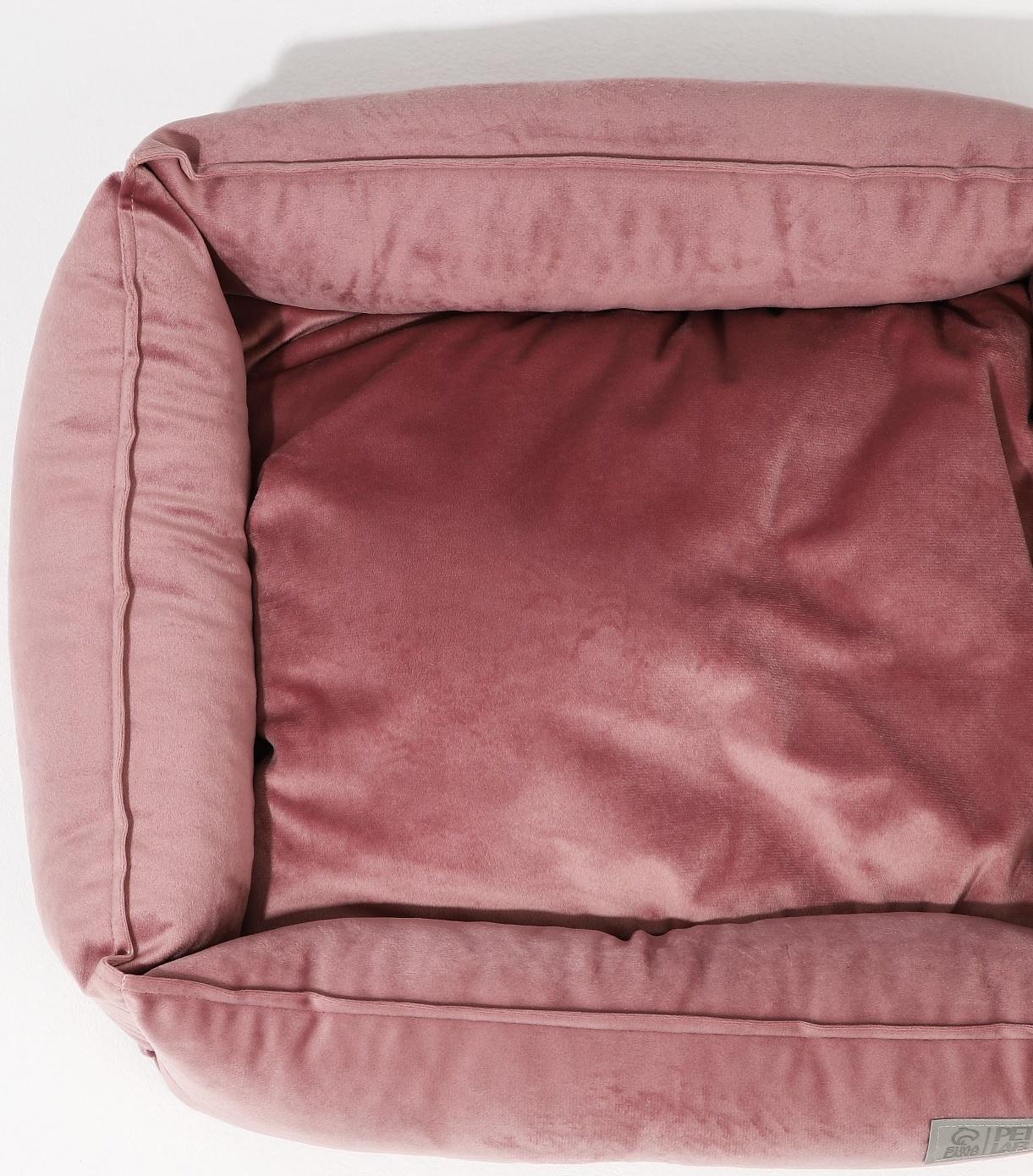 Лежанка для кошек и собак велюровая Pet Lab, 45 х 40 х 15 см, розовая