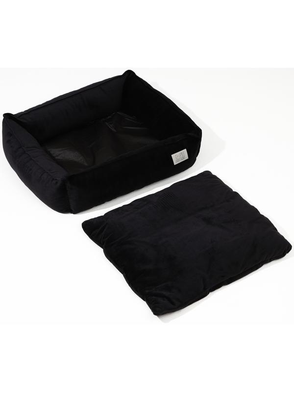Лежанка для кошек и собак велюровая Pet Lab, 45 х 40 х 15 см, черная