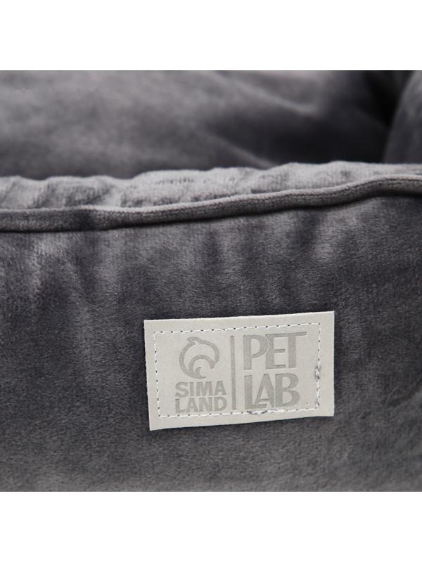 Лежанка для кошек и собак велюровая Pet Lab, 55 х 50 х 15 см, серая