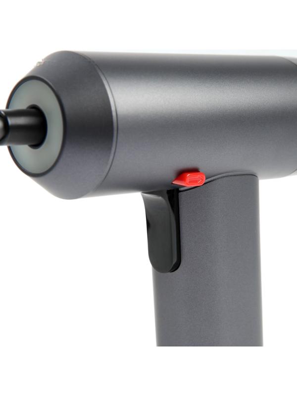 Аккумуляторная отвертка ТУНДРА ПРОФИ, 3.6 В, 2 Ач, Li-ion, 220 об/мин, 12 предметов, кейс