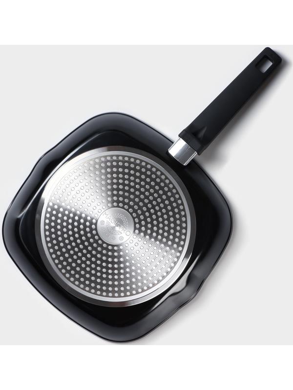 Сковорода гриль квадратная Magistro Flame, 28×28 см, антипригарное покрытие, индукция