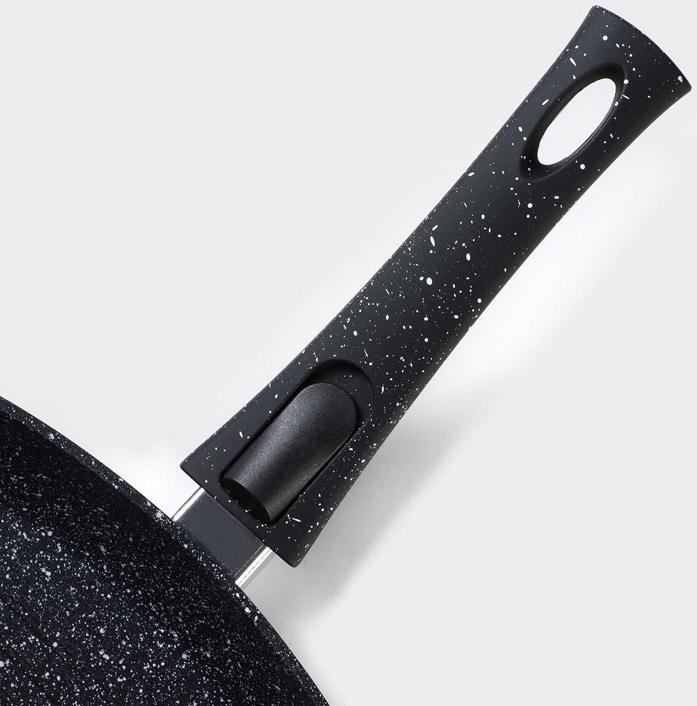 Сковорода гриль квадратная Magistro Dark, 24×24 см, ручка съёмная soft-touch, антипригарное покрытие, индукция