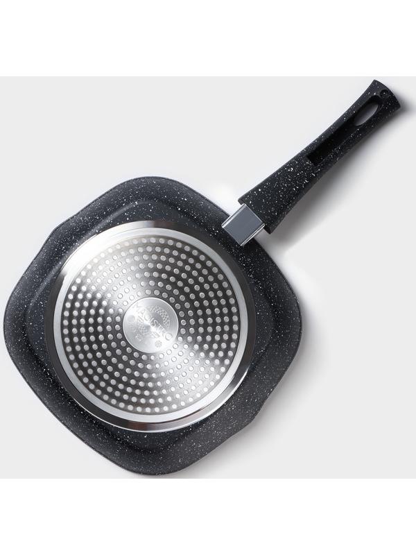 Сковорода гриль квадратная Magistro Dark, 24×24 см, ручка съёмная soft-touch, антипригарное покрытие, индукция