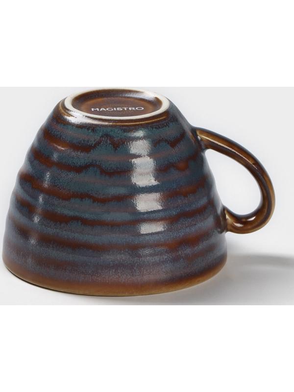 Чашка фарфоровая Magistro Garland, 200 мл, цвет синий