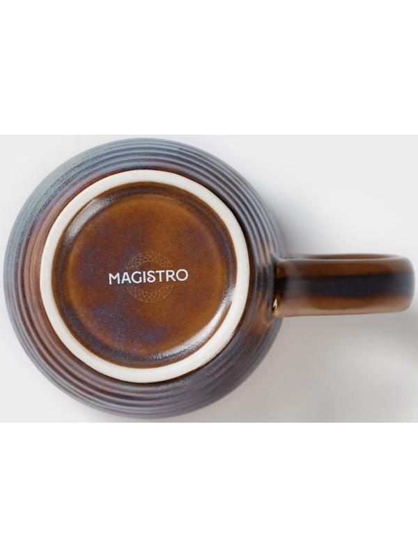 Кружка фарфоровая Magistro Garland, 320 мл, цвет синий