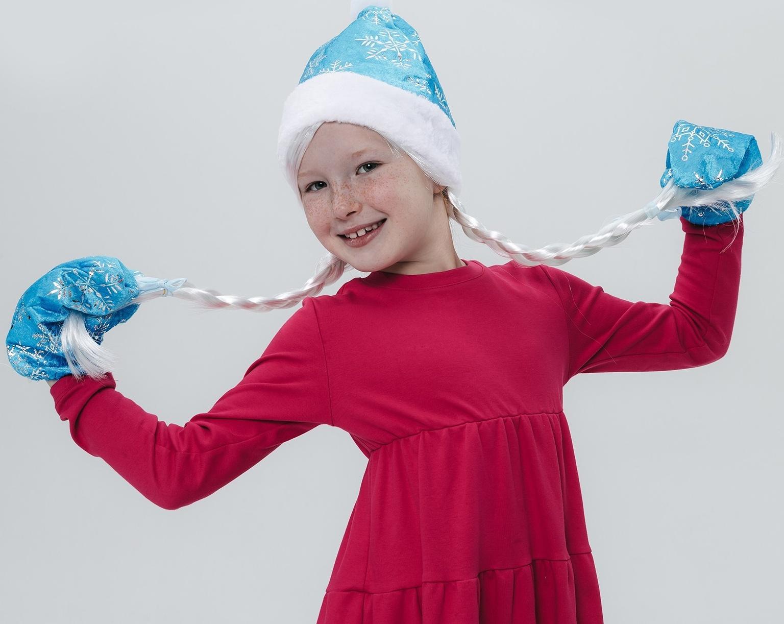 Карнавальный набор «Волшебная снегурочка»: шапка, варежки, парик с косичками, р. 56–58 см