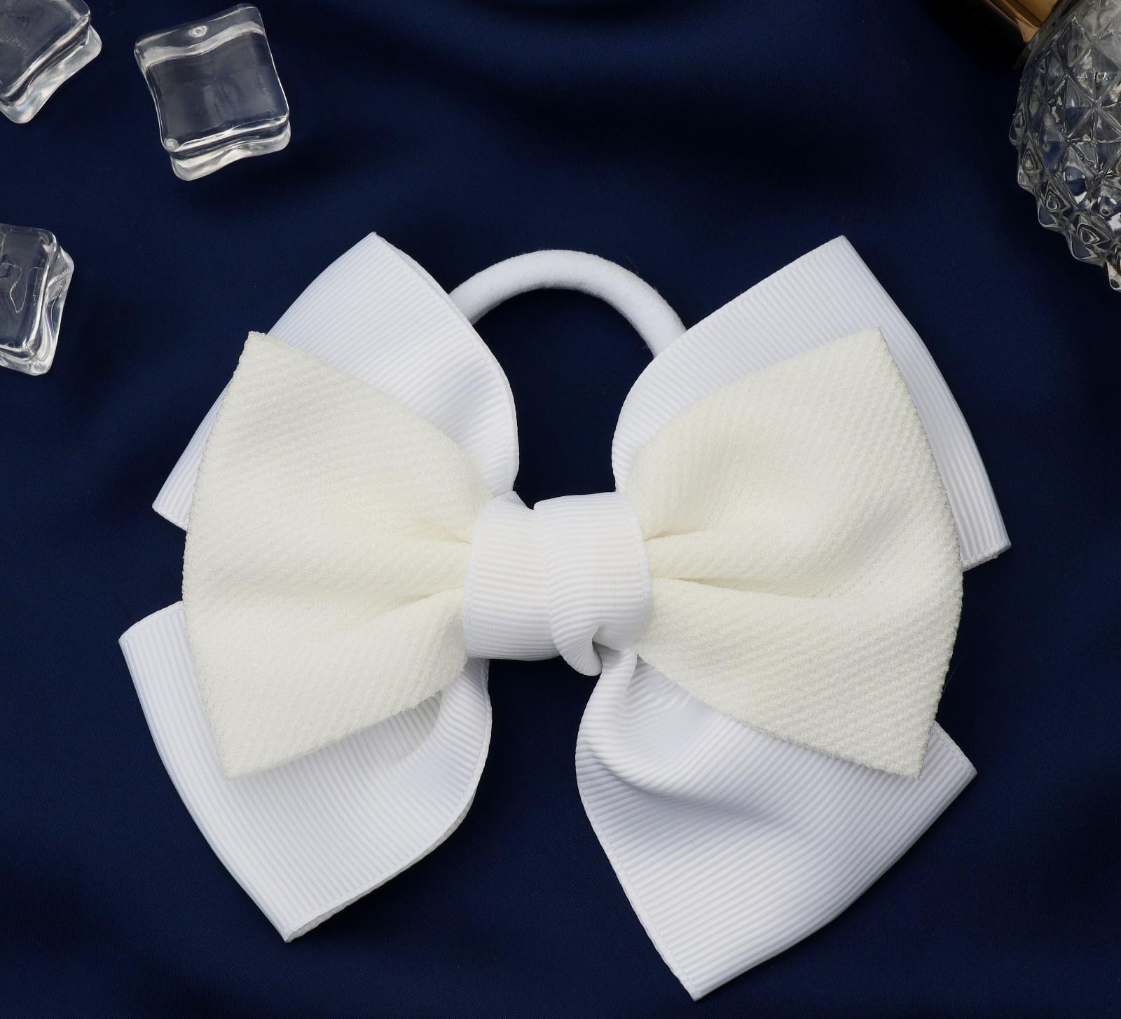 Резинка для волос бант 