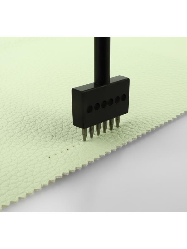 Доска-плита для пробойников и работы с кожей, 24 × 19 × 0,5 см, цвет белый