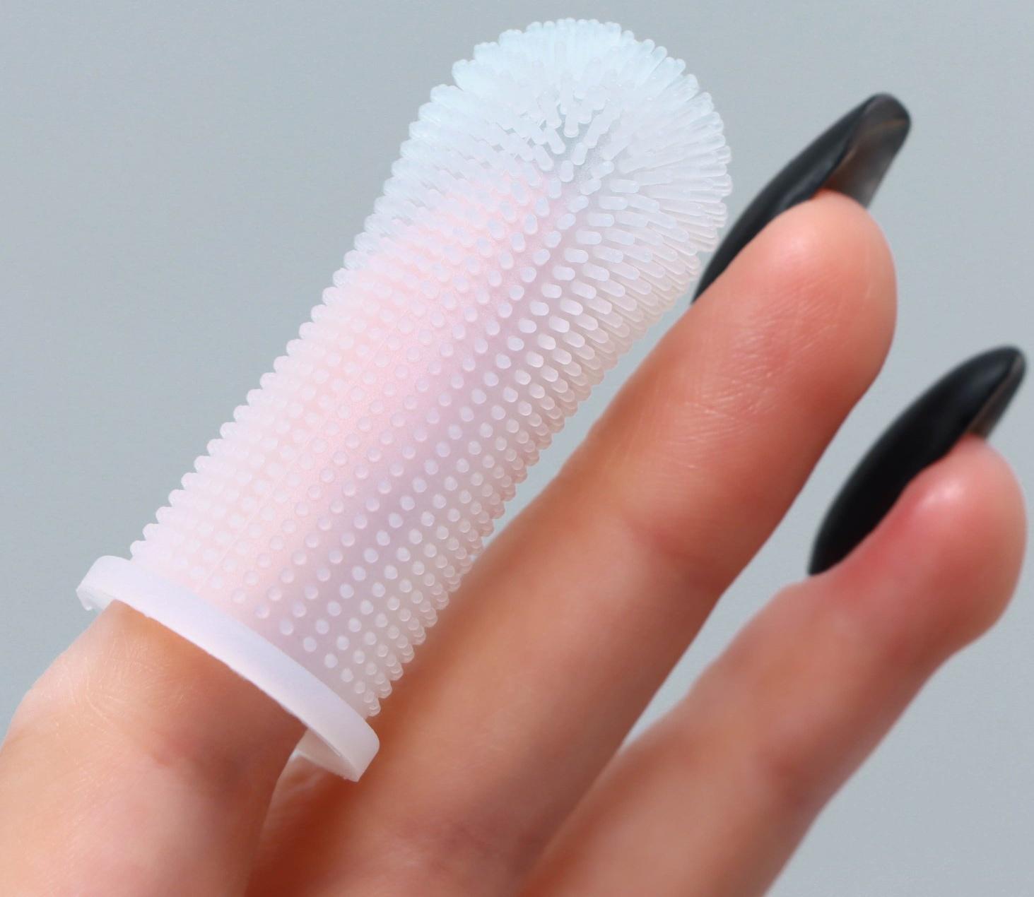 Щётка для чистки зубов животных, 5,5 х 2,5 см, белая, контейнер 7 х 4 см