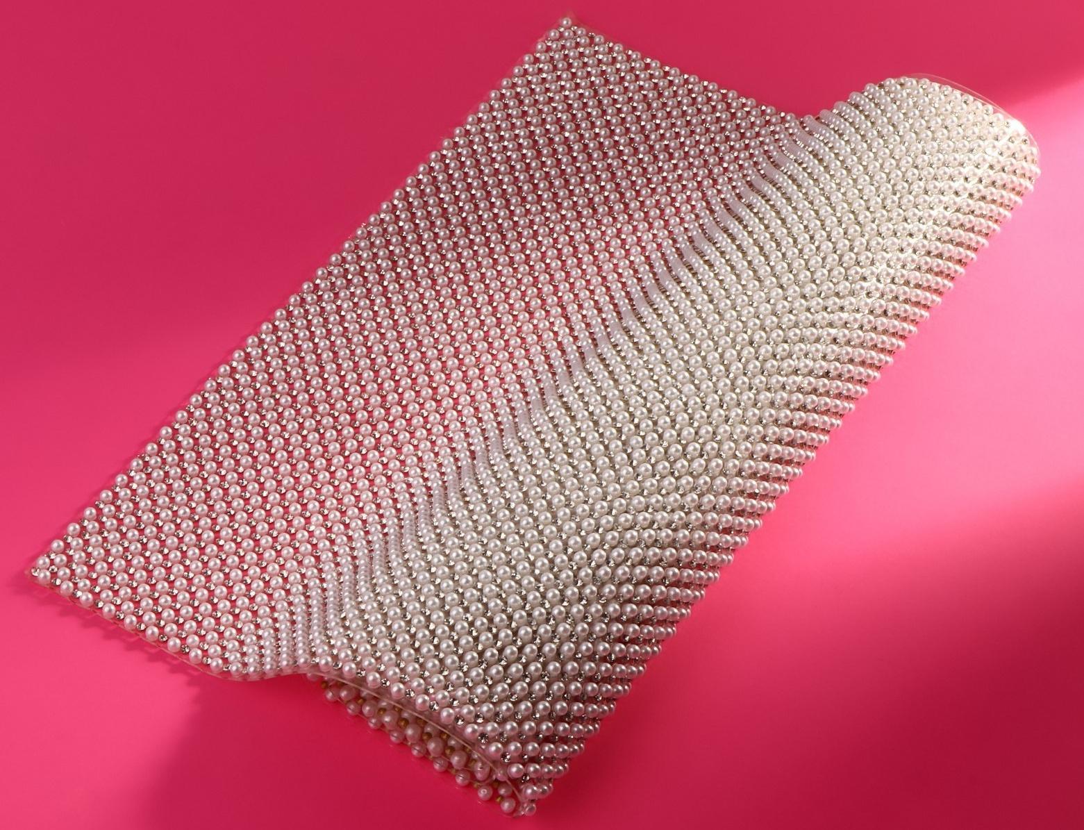 Жемчуг со стразами термоклеевой, 40 × 24 см, цвет белый