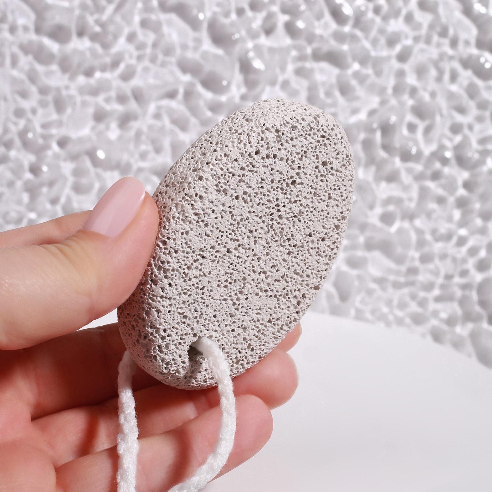 Пемза для педикюра, с подвесом, 7,2 × 5 см, цвет белый