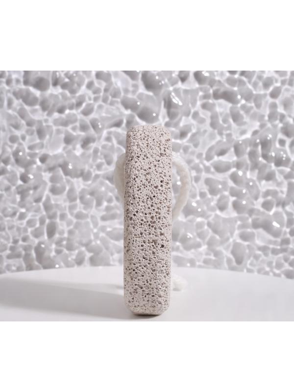 Пемза для педикюра, с подвесом, 7,2 × 5 см, цвет белый