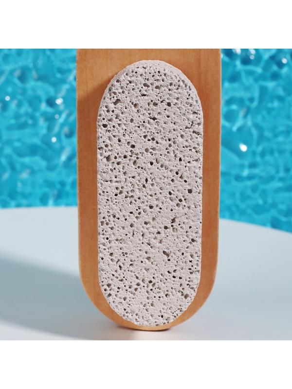 Пемза для педикюра с щёткой, с подвесом, искусственная щетина, 9,5 × 4 см, цвет коричневый