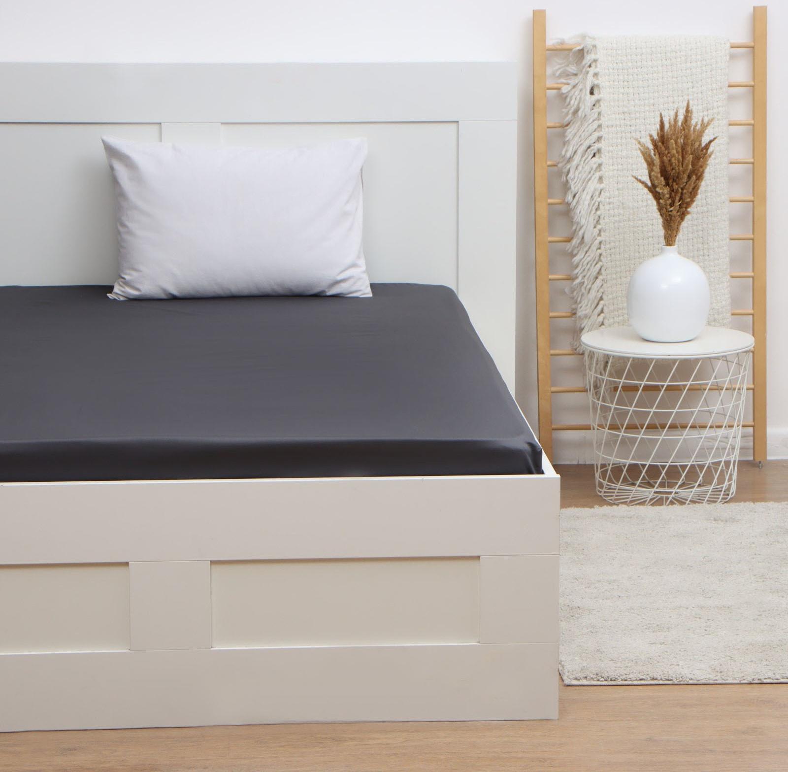 Простыня на резинке Этель 160*200*25 см, цв. темно-серый,100% хлопок, мако-сатин, 114г/м2