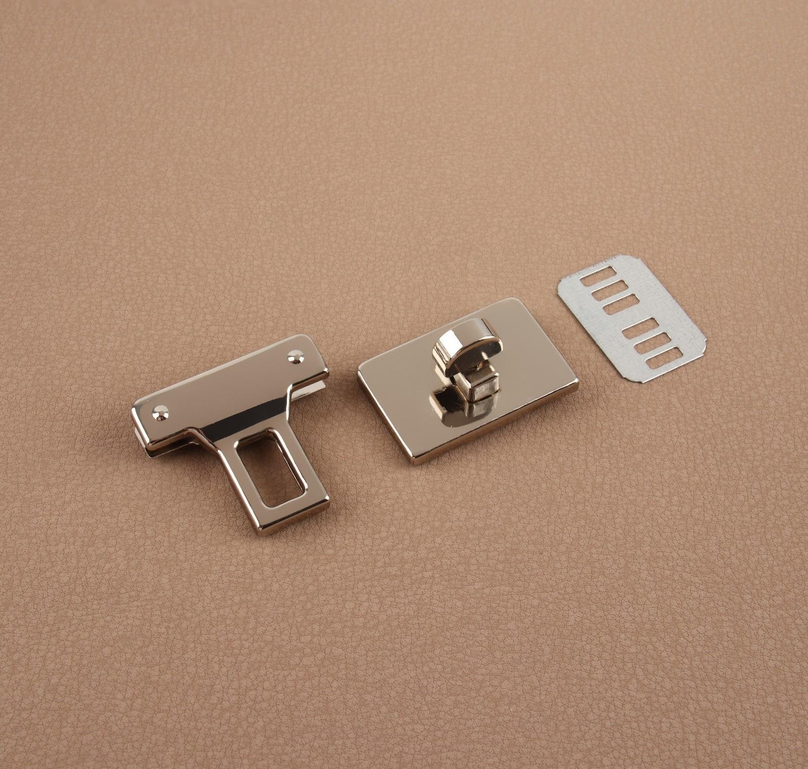 Застёжка для сумки, 3,3 × 3,3 см, цвет жемчужный серебряный