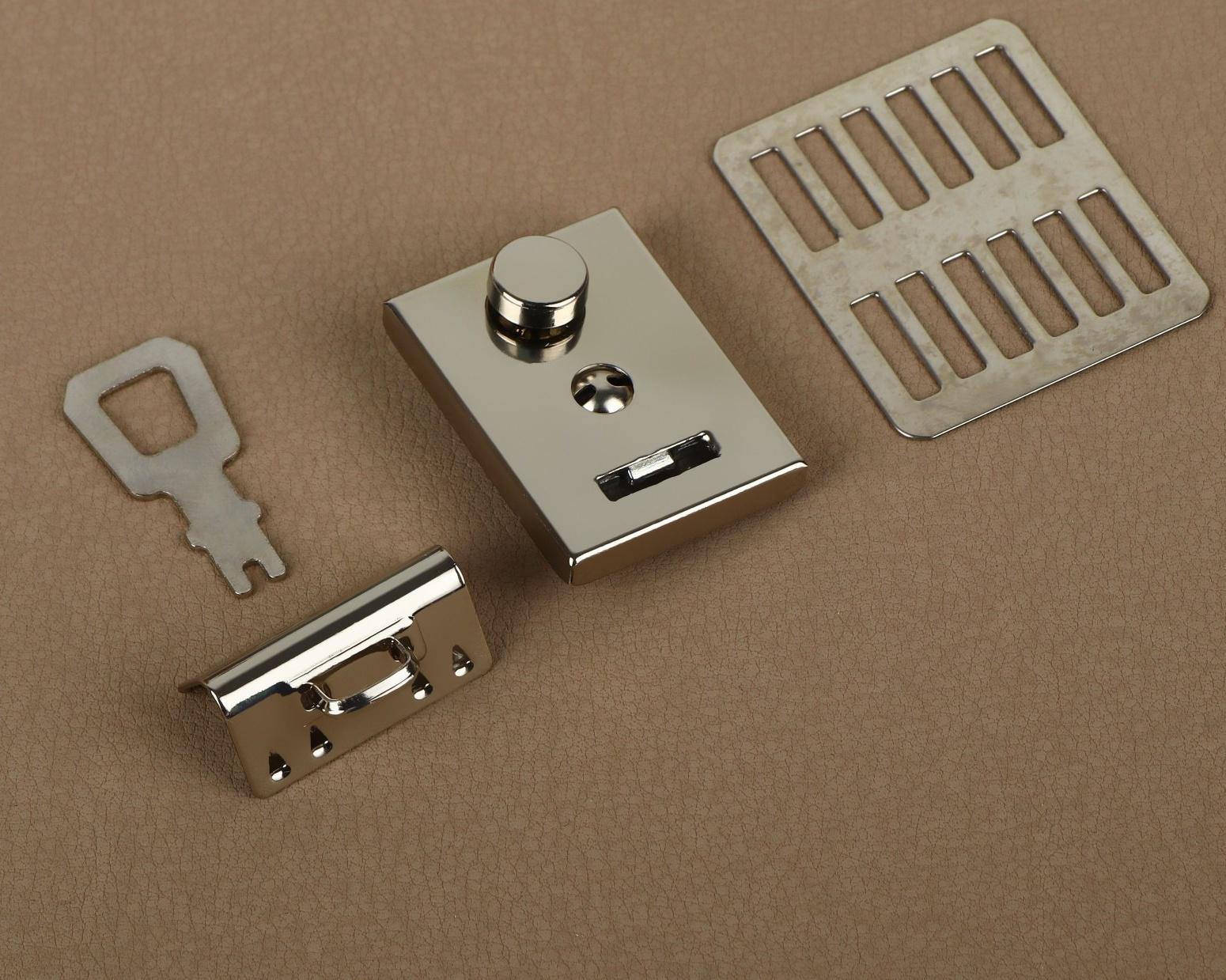 Застёжка для сумки, 3,5 × 2,6 см, цвет серебряный