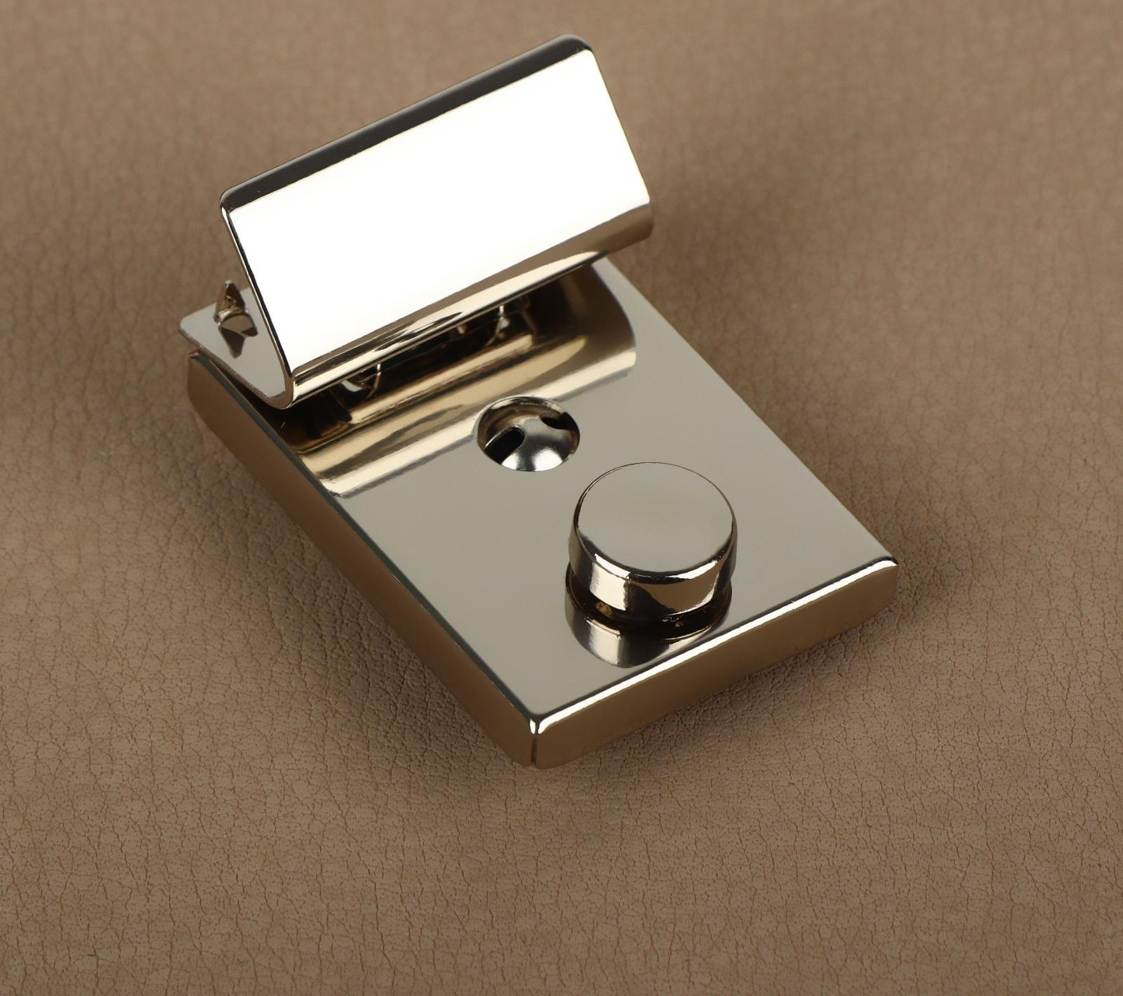 Застёжка для сумки, 3,5 × 2,6 см, цвет серебряный